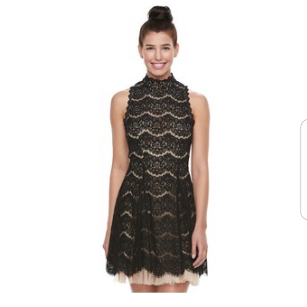 NWT Juniors’ Trixxi Tulle Hem Lace Dress Size: M